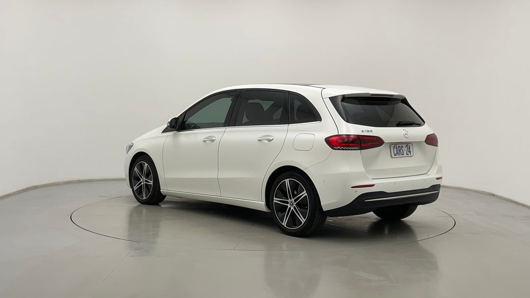 Left Back Diagonal (45- Degree) View