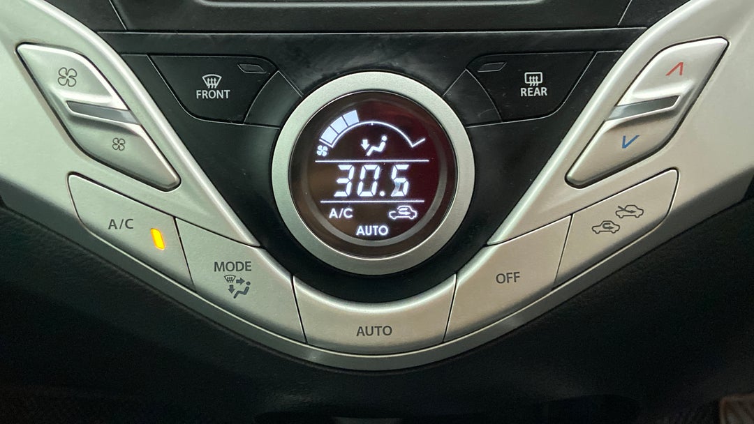 Automatic Climate Control 