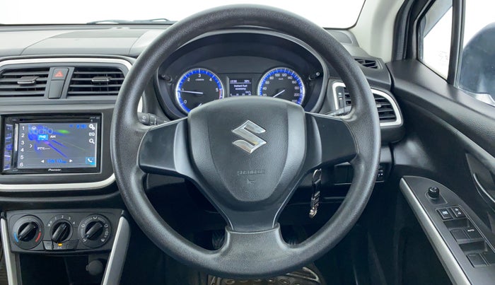 2015 Maruti S Cross SIGMA 1.3, Diesel, Manual, 70,504 km, Steering Wheel Close Up