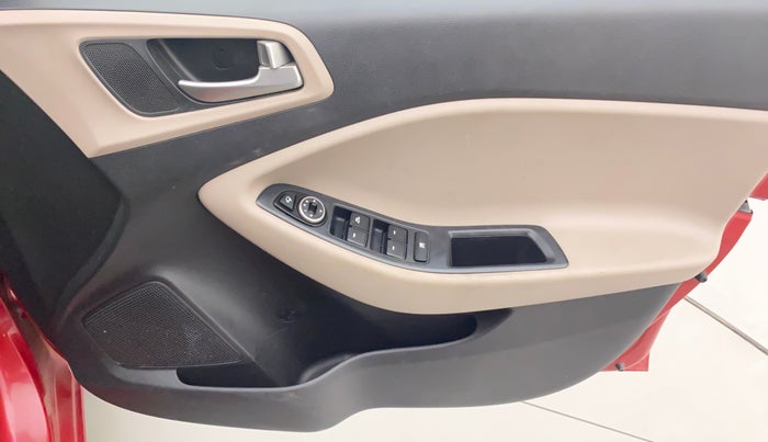 2015 Hyundai Elite i20 SPORTZ 1.2, Petrol, Manual, 65,748 km, Driver Side Door Panels Control