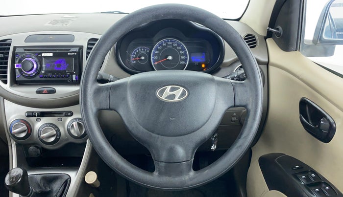 2016 Hyundai i10 MAGNA 1.1 IRDE2, Petrol, Manual, 68,078 km, Steering Wheel Close Up