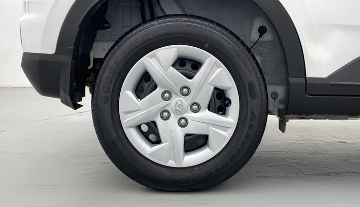 2020 Hyundai VENUE S MT 1.2 KAPPA, Petrol, Manual, 1,862 km, Right Rear Wheel