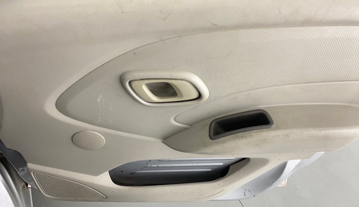 2017 Datsun Redi Go T (O), Petrol, Manual, 48,784 km, Driver Side Door Panels Control