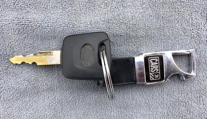 2017 Datsun Redi Go T (O), Petrol, Manual, 48,784 km, Key Close Up