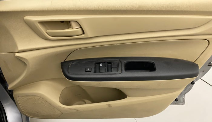 2018 Honda Amaze 1.2L I-VTEC E, Petrol, Manual, 31,422 km, Driver Side Door Panels Control