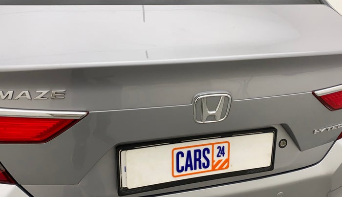 2018 Honda Amaze 1.2L I-VTEC E, Petrol, Manual, 31,422 km, Dicky (Boot door) - Minor scratches
