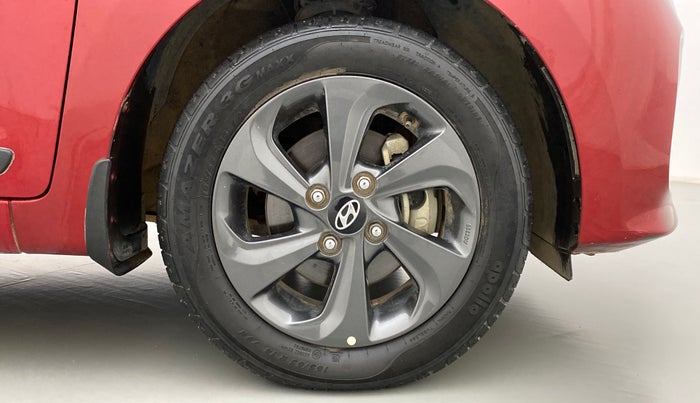 2019 Hyundai Grand i10 SPORTZ DUAL TONE 1.2 VTVT, Petrol, Manual, 10,618 km, Right Front Wheel