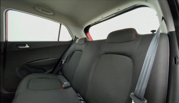 2019 Hyundai Grand i10 SPORTZ DUAL TONE 1.2 VTVT, Petrol, Manual, 10,618 km, Right Side Rear Door Cabin