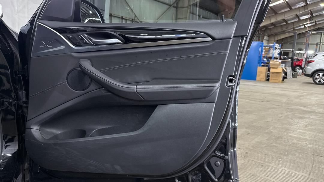 2021 BMW X3 sDrive20i Xline, Automatic, 34778 km, Speaker View