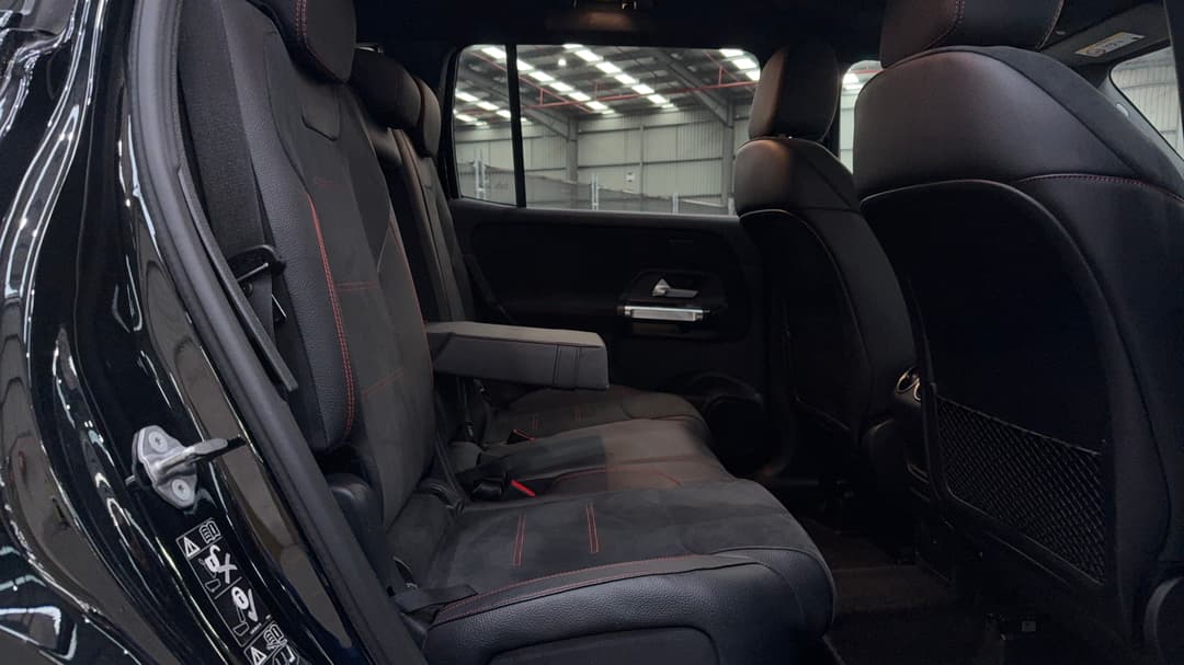 2021 Mercedes-benz Glb 200, Automatic, 52003 km, Right Side Rear Door Cabin View