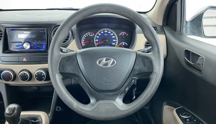 2017 Hyundai Grand i10 MAGNA 1.2 VTVT, Petrol, Manual, 18,054 km, Steering Wheel Close Up