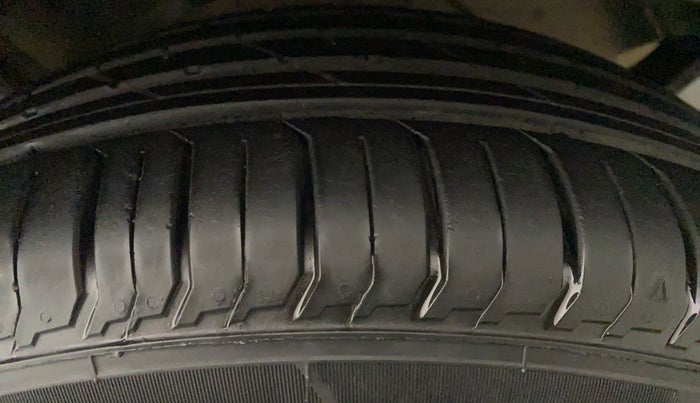 2017 Ford Ecosport TREND 1.5L DIESEL, Diesel, Manual, 55,356 km, Left Rear Tyre Tread