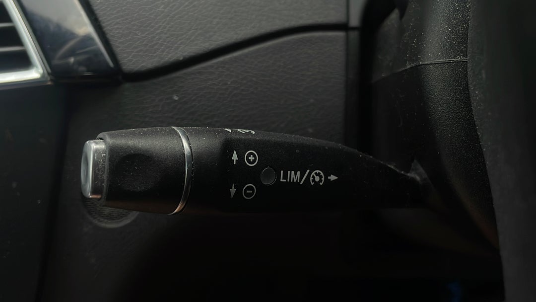 2015 Mercedes-benz C180 Avantgarde, Automatic, 77916 km, Cruise Control