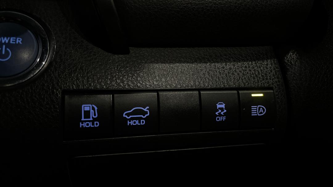 2023 Toyota Camry Ascent Hybrid, Automatic, 46832 km, Utility Switches/Buttons