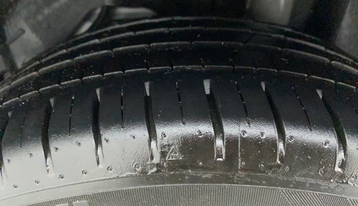 2019 Ford Figo Aspire 1.2 TITANIUM+ PETROL, Petrol, Manual, 10,128 km, Left Rear Tyre Tread