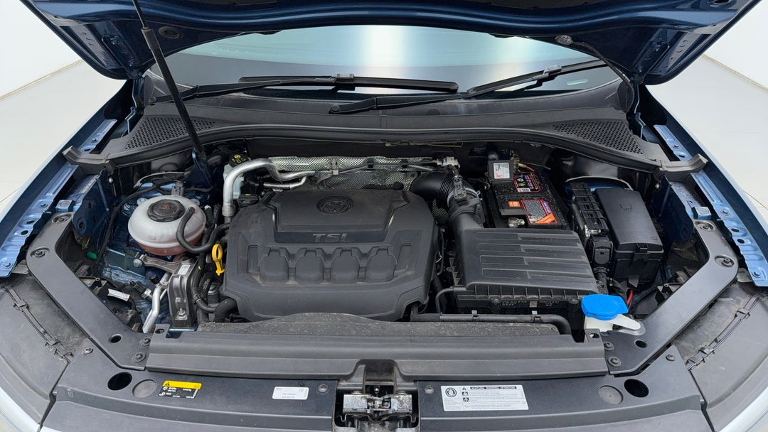 Open Bonnet (Engine)