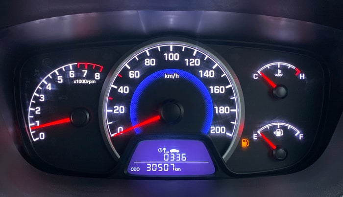 2017 Hyundai Grand i10 Sportz(O) 1.2 MT, Petrol, Manual, 30,600 km, Odometer Image