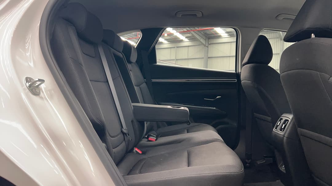 2023 Hyundai Tucson (FWD), Automatic, 47420 km, Right Side Rear Door Cabin View