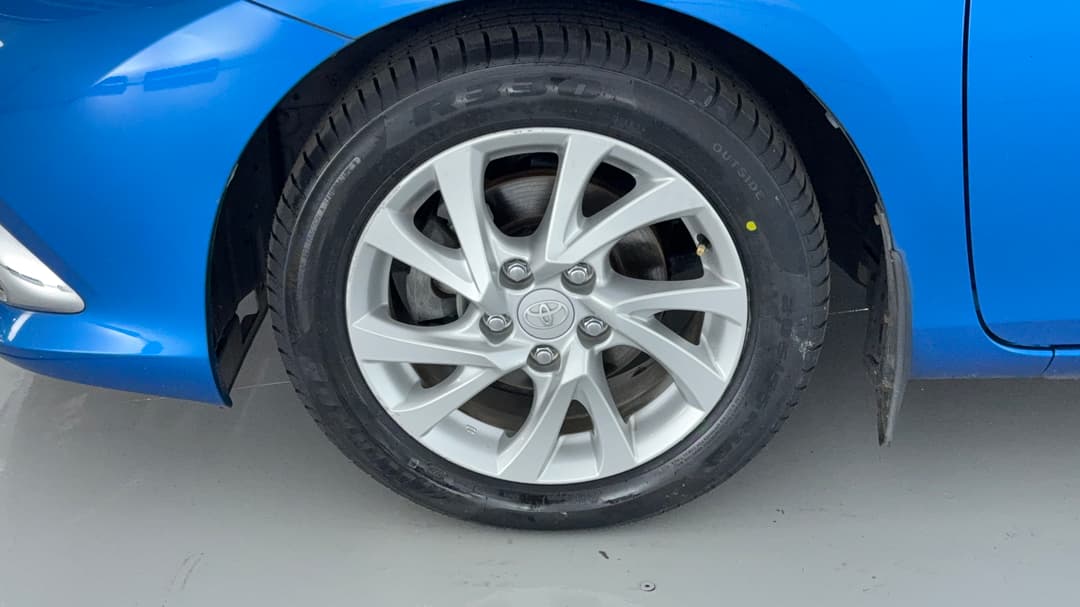 2017 Toyota Corolla Ascent Sport, Automatic, 47879 km, Left Front Wheel