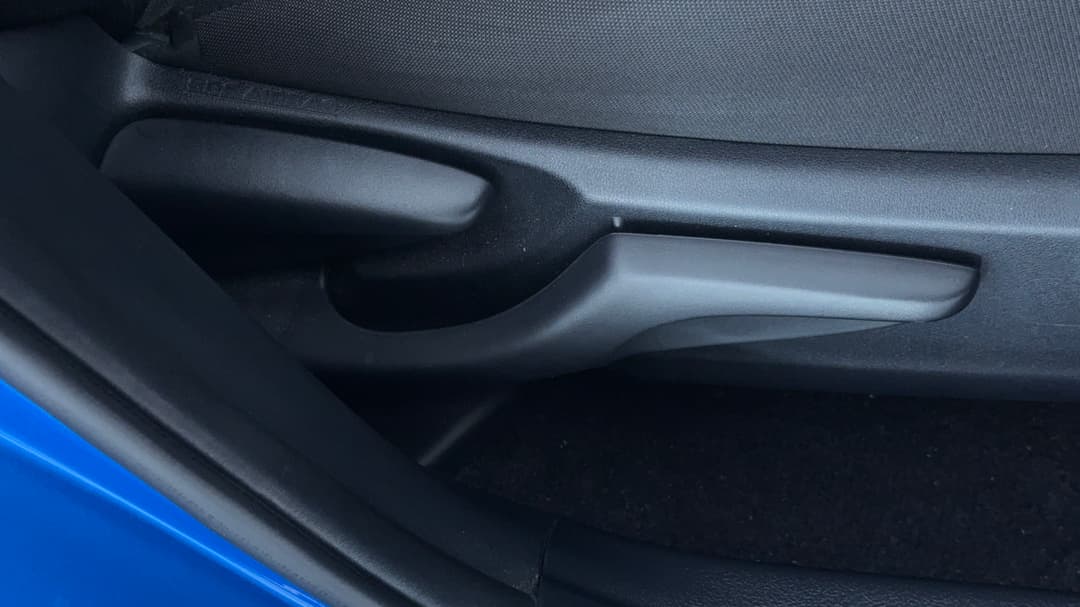 2017 Toyota Corolla Ascent Sport, Automatic, 47879 km, Drivers Side Adjustment Panel