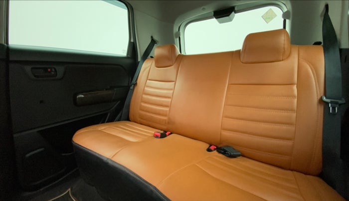 2022 Maruti New Wagon-R LXI CNG 1.0, CNG, Manual, 23,403 km, Right Side Rear Door Cabin