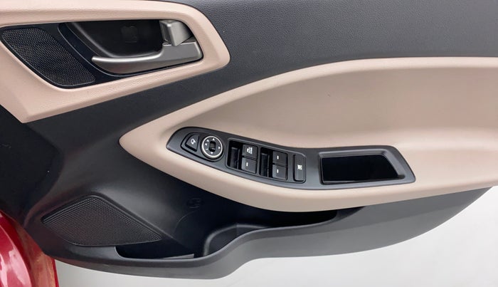 2017 Hyundai Elite i20 SPORTZ 1.2, Petrol, Manual, 48,843 km, Driver Side Door Panels Control