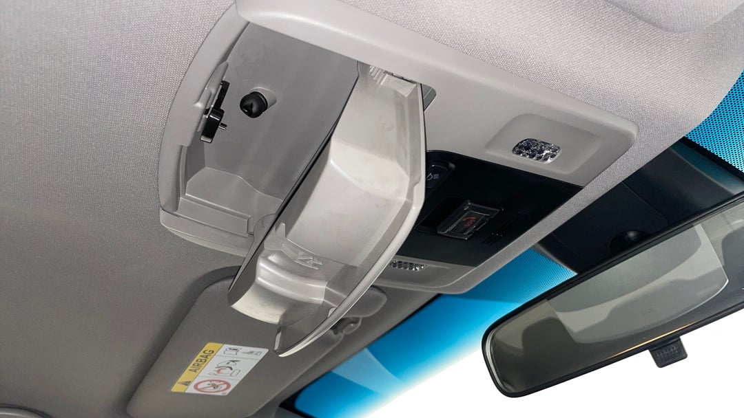 On-Roof Controls/Sunglass holder