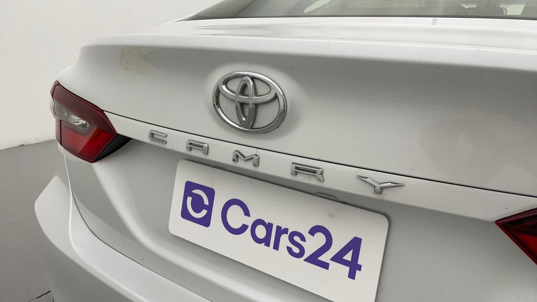 Badge (Boot Left Side)