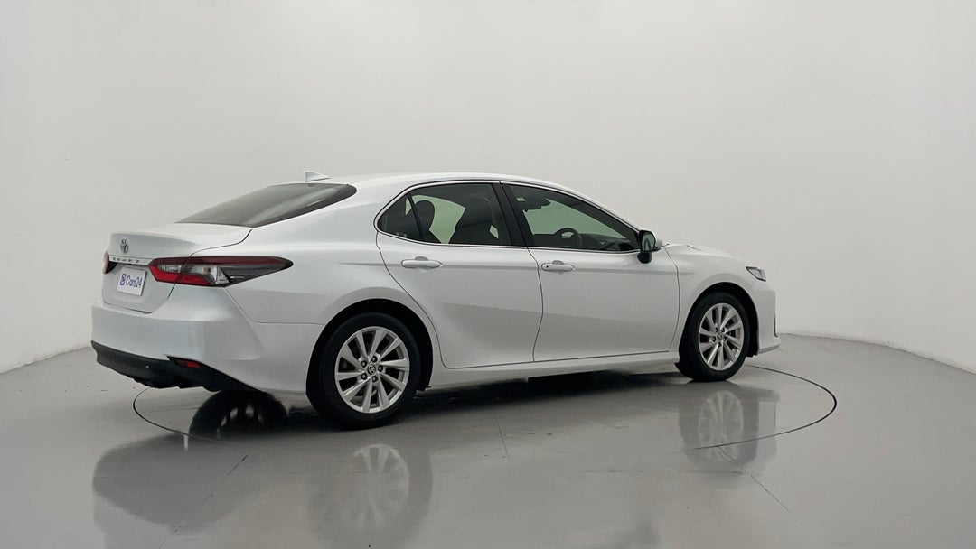 Right Back Diagonal (45- Degree) View