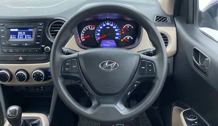 2017 Hyundai Xcent E PLUS, Petrol, Manual, 25,559 km, Steering Wheel Close Up