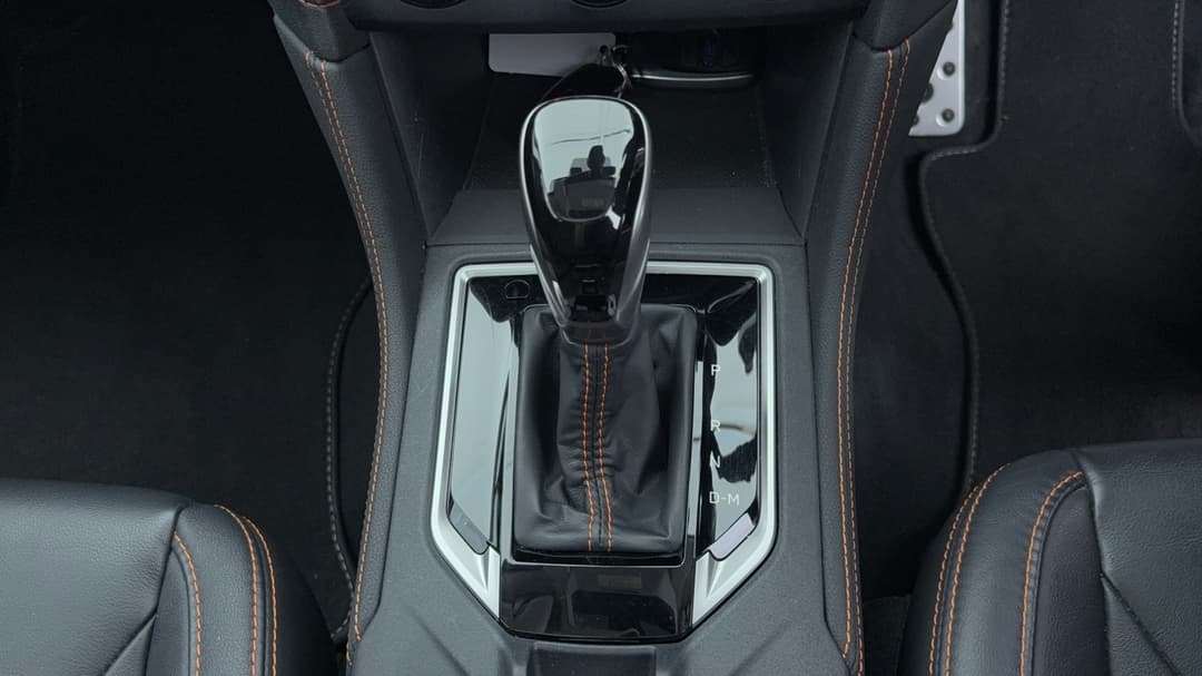 2018 Subaru XV 2.0i-s, Automatic, 100756 km, Gear Lever 