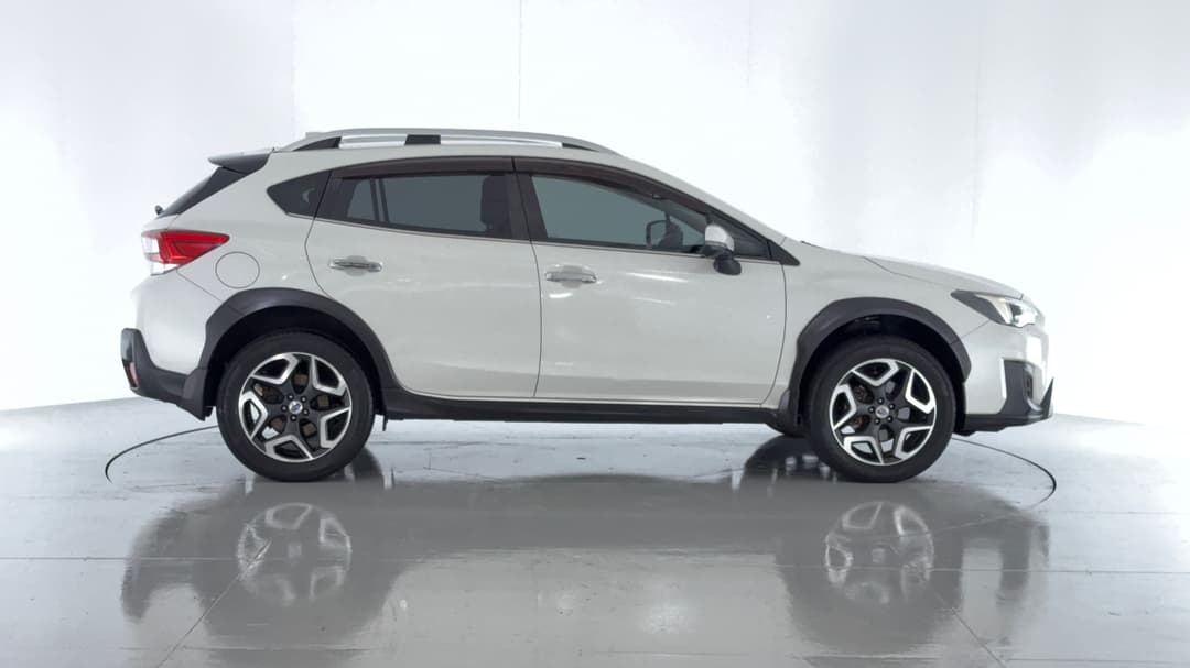2018 Subaru XV 2.0i-s, Automatic, 100756 km, Right Side View
