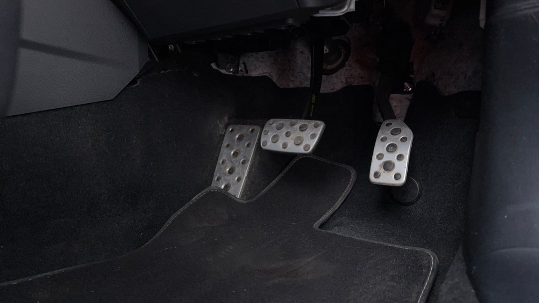Pedals and Footmat