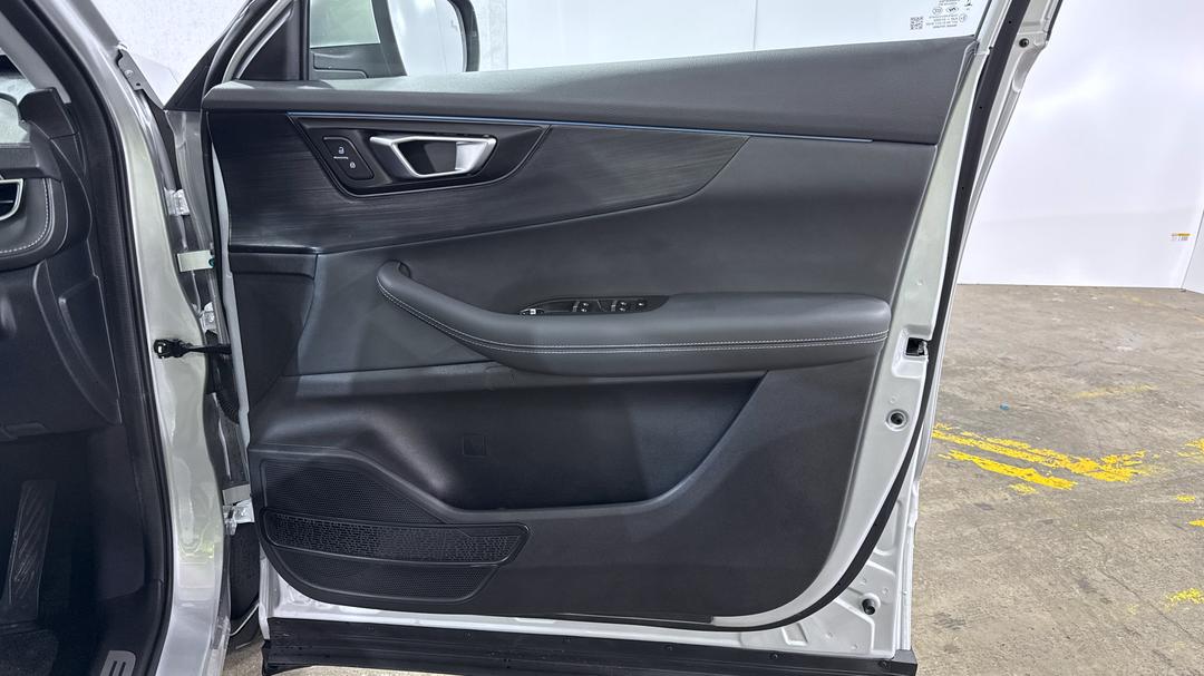 2025 Chery Tiggo 4 Pro Ultimate, Automatic, 4937 km, Speaker View