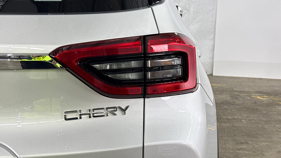 2025 Chery Tiggo 4 Pro Ultimate, Automatic, 4937 km, Badge (Boot Right Side)