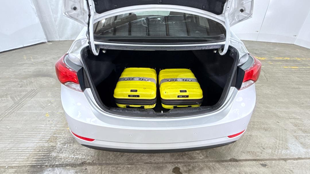 2015 Hyundai Elantra Active Special Edition, Automatic, 42250 km, Boot Inside View with Luggage