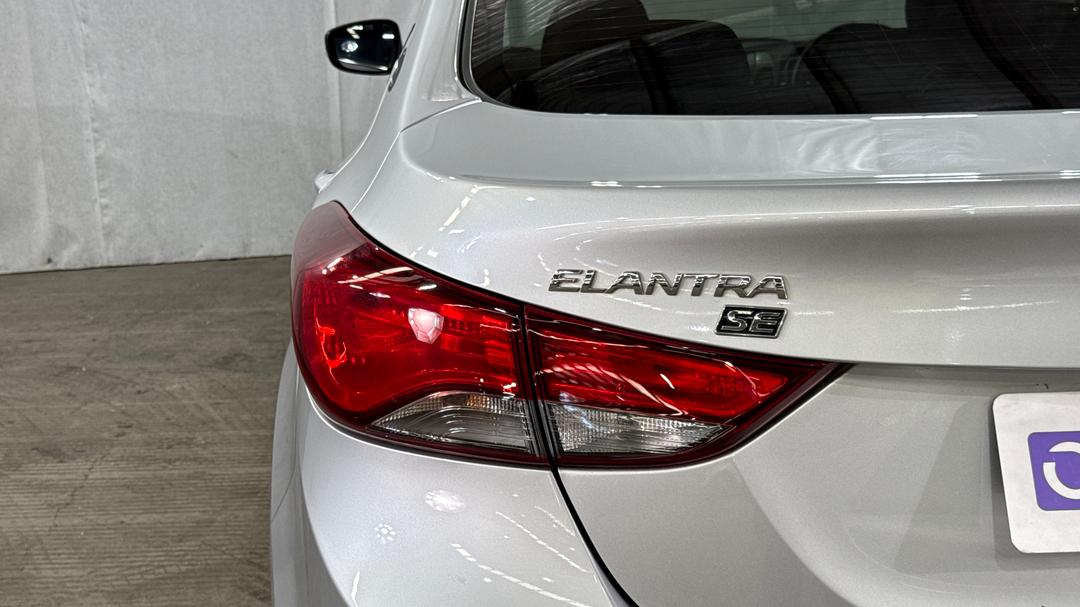 2015 Hyundai Elantra Active Special Edition, Automatic, 42250 km, Badge (Boot Left Side)