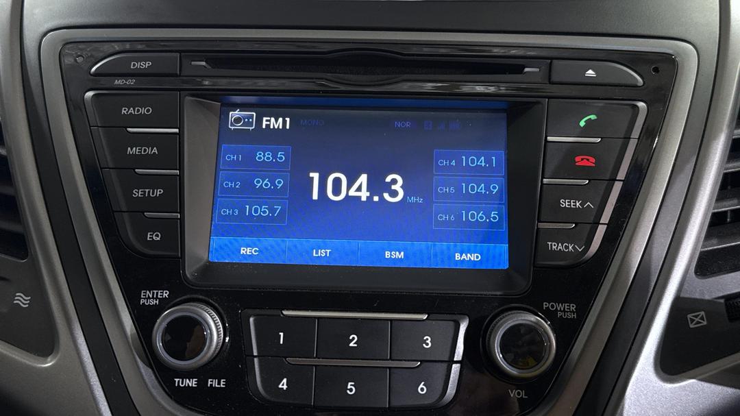 2015 Hyundai Elantra Active Special Edition, Automatic, 42250 km, Infotainment System
