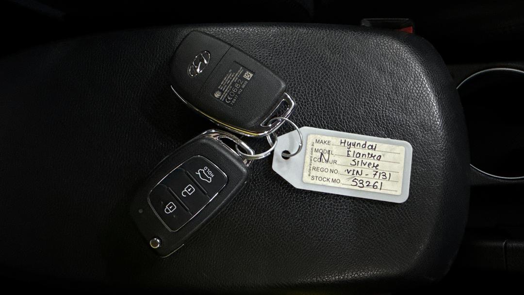 2015 Hyundai Elantra Active Special Edition, Automatic, 42250 km, Key Close-up