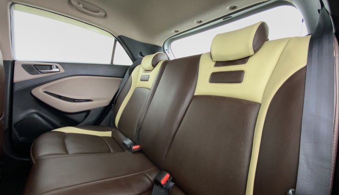 2014 Hyundai Elite i20 ASTA 1.2, Petrol, Manual, 78,607 km, Right Side Rear Door Cabin