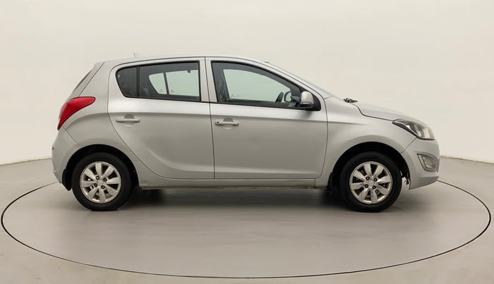 2014 Hyundai i20 SPORTZ 1.2, CNG, Manual, 83,724 km, Right Side View