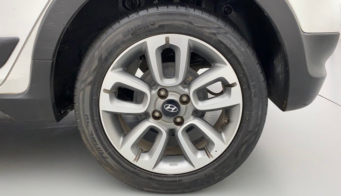 2016 Hyundai i20 Active 1.2 SX, Petrol, Manual, 53,780 km, Left Rear Wheel
