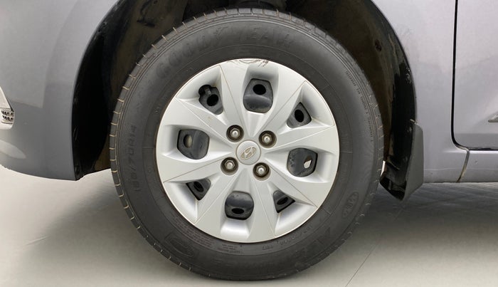 2017 Hyundai Elite i20 SPORTZ 1.2, Petrol, Manual, 43,404 km, Left Front Wheel