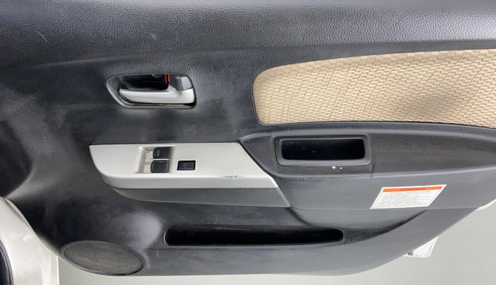 2018 Maruti Wagon R 1.0 LXI CNG, CNG, Manual, 86,869 km, Driver Side Door Panels Control