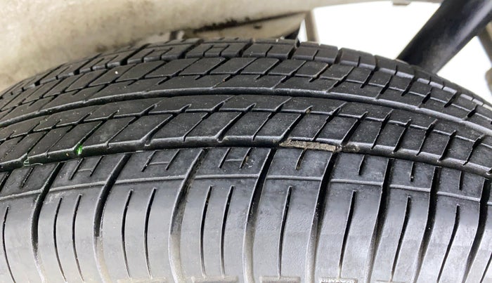 2018 Maruti Wagon R 1.0 LXI CNG, CNG, Manual, 86,869 km, Left Rear Tyre Tread