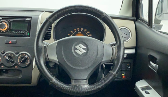 2013 Maruti Wagon R 1.0 LXI CNG, CNG, Manual, 89,673 km, Steering Wheel Close Up