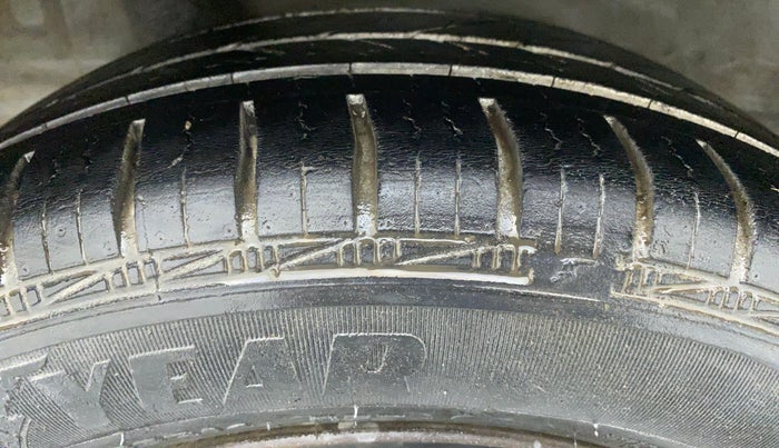 2012 Honda Brio 1.2 S MT I VTEC, Petrol, Manual, 77,866 km, Right Rear Tyre Tread
