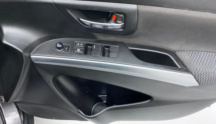 2018 Maruti S Cross ZETA 1.3 SHVS, Diesel, Manual, 40,875 km, Driver Side Door Panels Control