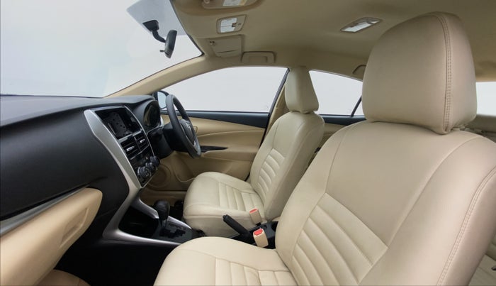 2020 Toyota YARIS J CVT, Petrol, Automatic, 23,634 km, Right Side Front Door Cabin