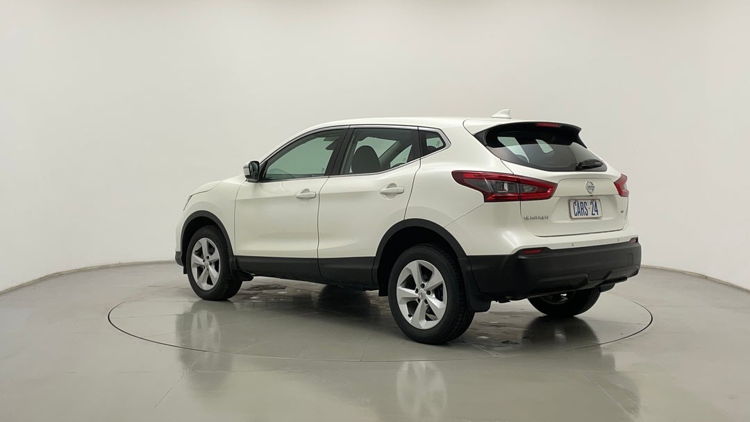 Left Back Diagonal (45- Degree) View